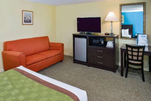 Rodeway Inn Orleans image 49